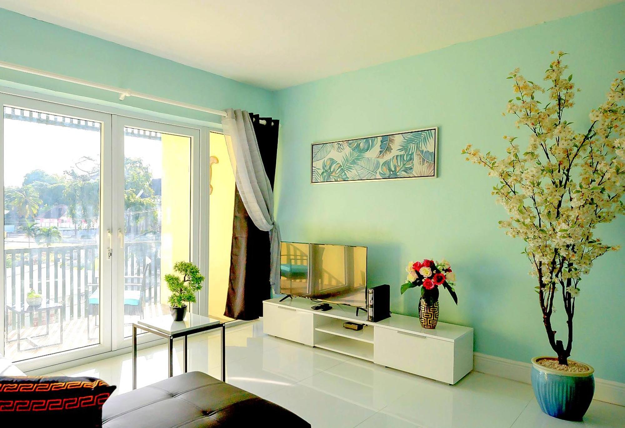 Apartment In Downtown At The Beach Нассау Екстер'єр фото